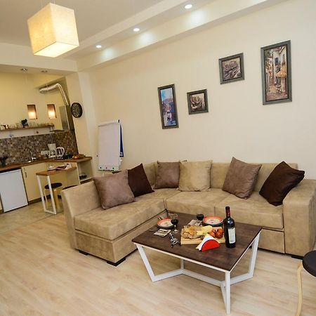 טביליסי B-Lax Apartment מראה חיצוני תמונה